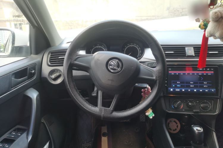 Used Skoda Rapid Spaceback 2020 1.5L Automatic Standard Edition Steering Wheel