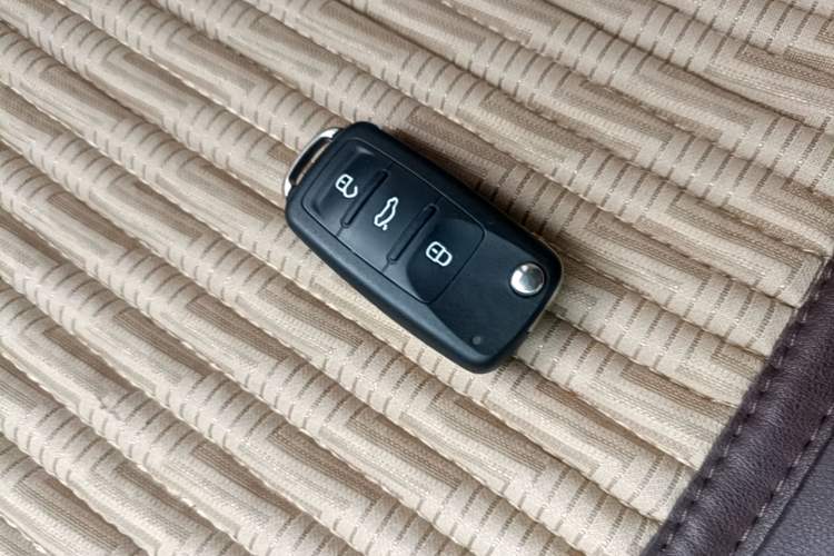 Used Skoda Rapid Spaceback 2020 1.5L Automatic Sport Edition Vehicle Key