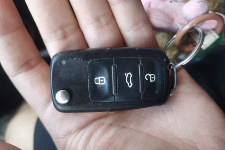 Used Skoda Rapid Spaceback 2020 1.5L Automatic Standard Edition Vehicle Key