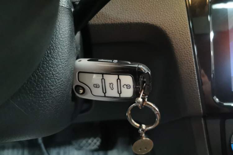 Used Skoda Rapid Spaceback 2020 1.5L Automatic Comfort Edition Vehicle Key
