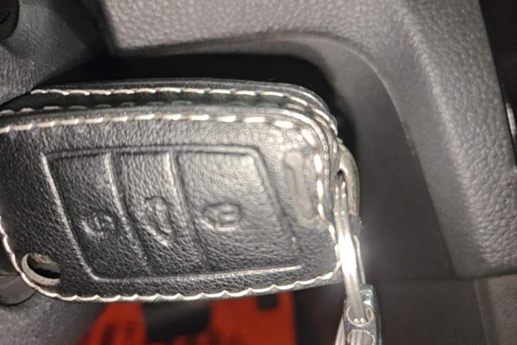 Used Skoda Rapid Spaceback 2020 1.5L Automatic Standard Edition Vehicle Key