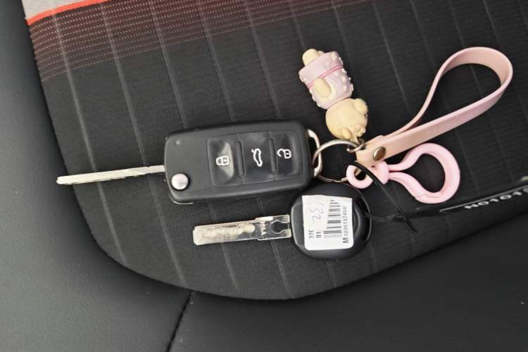 Used Skoda Rapid Spaceback 2020 1.5L Automatic Comfort Edition Vehicle Key