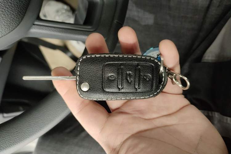 Used Skoda Rapid Spaceback 2020 1.5L Automatic Standard Edition Vehicle Key