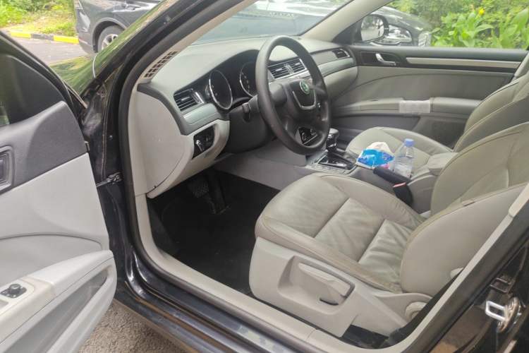 Used Skoda Superb 2009 1.8TSI Automatic Elegant Edition Driver Seat