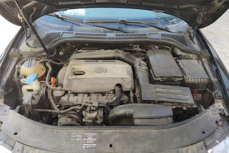 Used Skoda Superb 2009 1.8TSI Automatic Elegant Edition Engine Bay