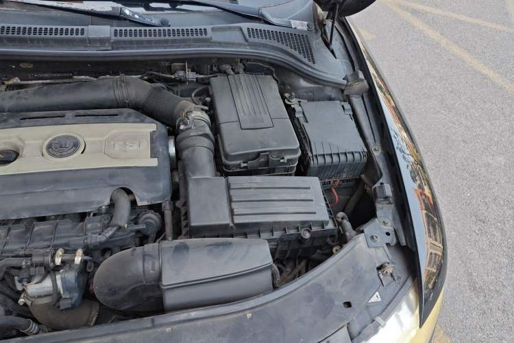 Used Skoda Superb 2009 1.8TSI Automatic Prestige Edition Engine Bay Left