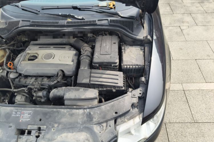 Used Skoda Superb 2009 1.8TSI Automatic Luxury Edition Engine Bay Left