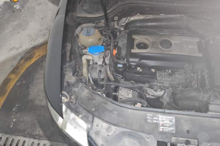 Used Skoda Superb 2009 1.8TSI Automatic Prestige Edition Engine Bay Right