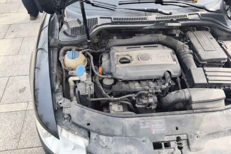 Used Skoda Superb 2009 1.8TSI Automatic Luxury Edition Engine Bay Right