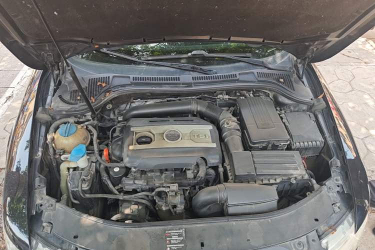 Used Skoda Superb 2009 1.8TSI Automatic Prestige Edition Engine Bay