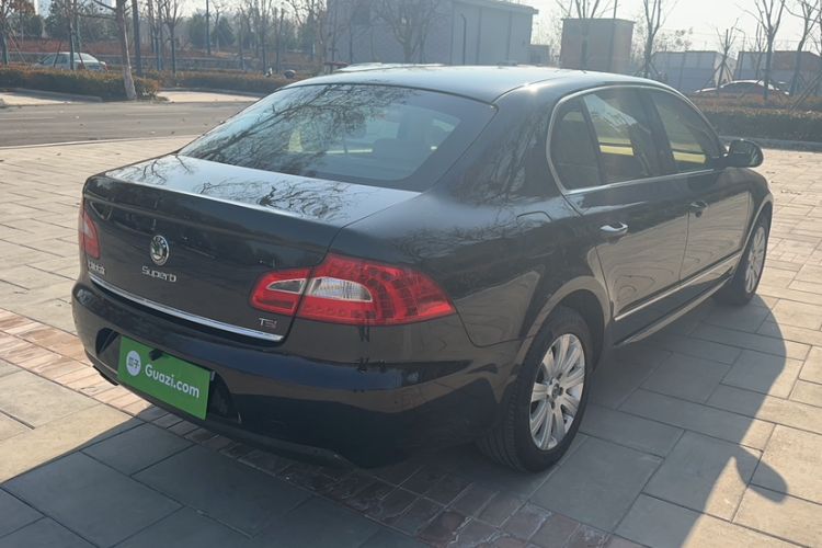 Used Skoda Superb 2009 1.8TSI Automatic Elegant Edition Exterior 5