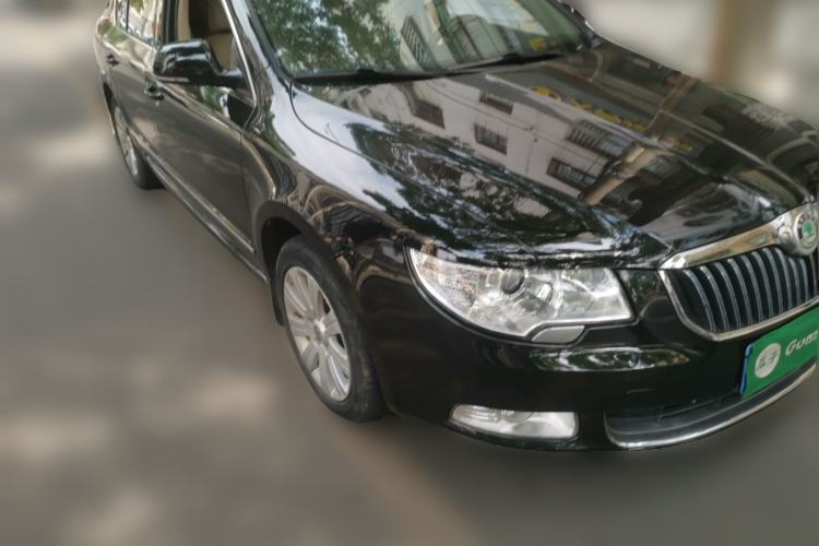 Used Skoda Superb 2009 1.8TSI Automatic Luxury Edition Front Right 45 Deg