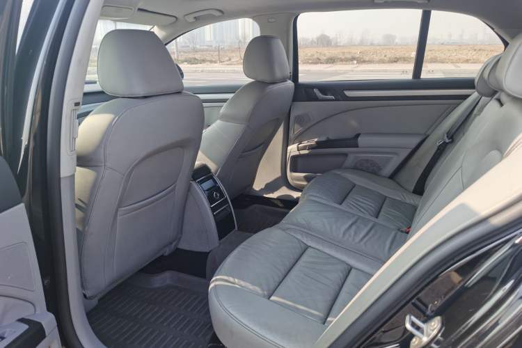 Used Skoda Superb 2009 1.8TSI Automatic Elegant Edition Interior 2