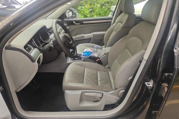 Used Skoda Superb 2009 1.8TSI Automatic Elegant Edition Left Front Seat