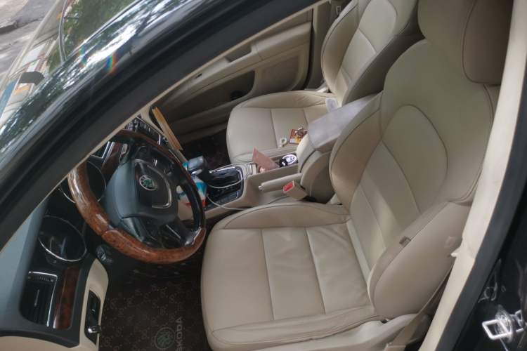 Used Skoda Superb 2009 1.8TSI Automatic Luxury Edition Left Front Seat