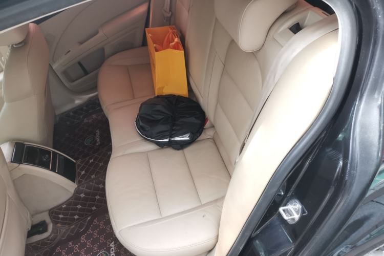 Used Skoda Superb 2009 1.8TSI Automatic Luxury Edition Left Rear Seat