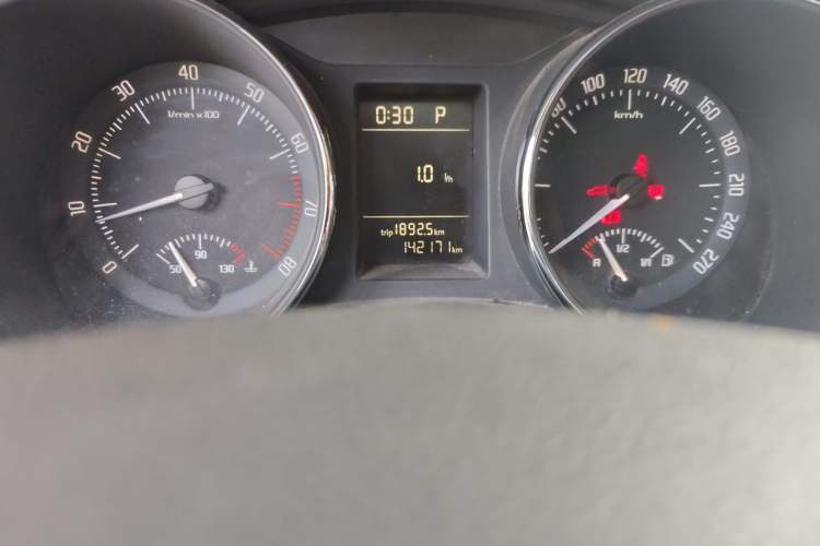 Used Skoda Superb 2009 1.8TSI Automatic Elegant Edition Odometer Close Up