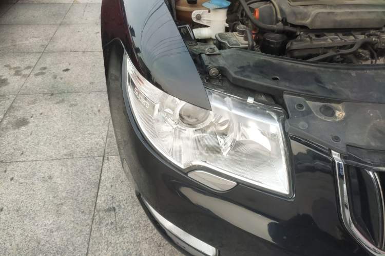 Used Skoda Superb 2009 1.8TSI Automatic Prestige Edition Right Front Headlight