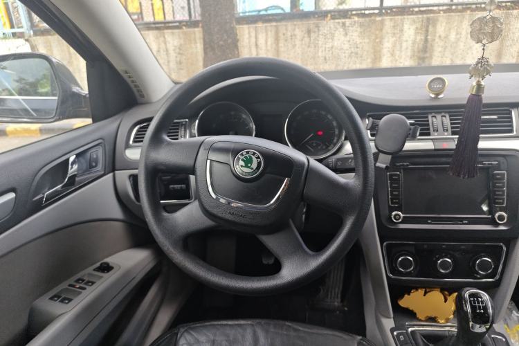 Used Skoda Superb 2009 1.8 TSI Manual Zhiya Edition Steering Wheel