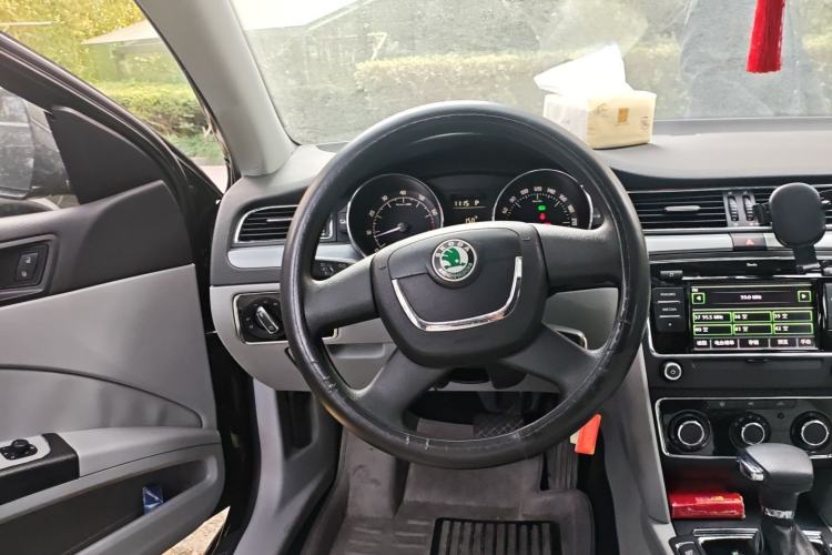 Used Skoda Superb 2009 1.8TSI Automatic Elegant Edition Steering Wheel