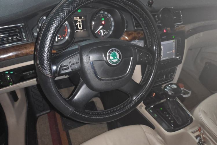 Used Skoda Superb 2009 1.8TSI Automatic Prestige Edition Steering Wheel