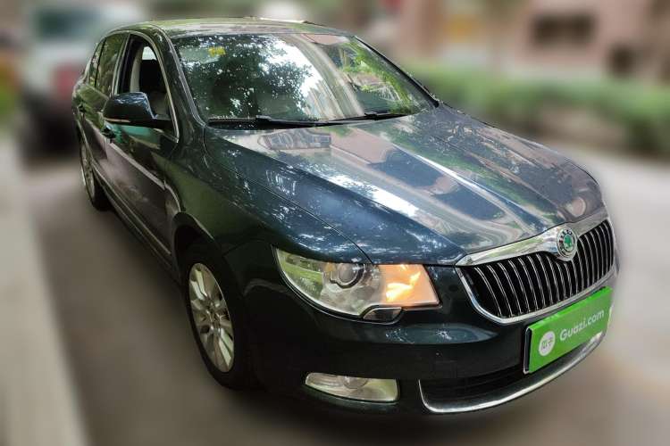 Used Skoda Superb 2009 1.8TSI Automatic Luxury Edition Front Right 45 Deg