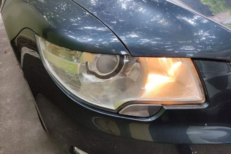 Used Skoda Superb 2009 1.8TSI Automatic Luxury Edition Right Front Headlight