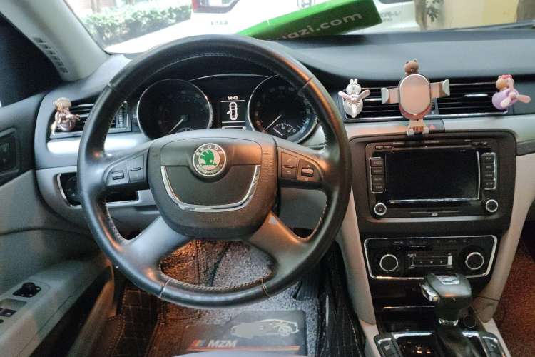 Used Skoda Superb 2009 1.8TSI Automatic Luxury Edition Steering Wheel
