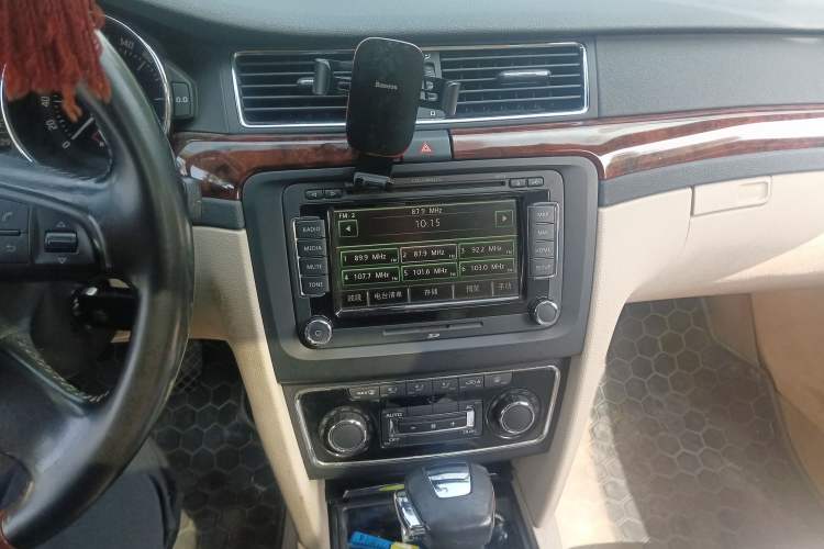 Used Skoda Superb 2009 2.0 TSI Automatic Luxury Edition Audio And AC Panel