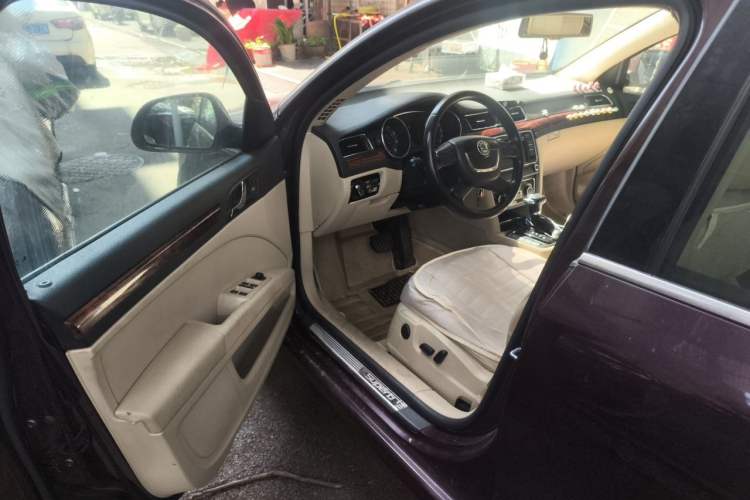 Used Skoda Superb 2009 1.8TSI Automatic Prestige Edition Driver Seat