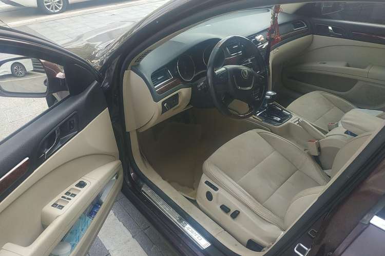 Used Skoda Superb 2009 1.8TSI Automatic Luxury Edition Driver Seat