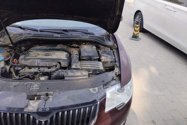 Used Skoda Superb 2009 1.8TSI Automatic Prestige Edition Engine Bay Left