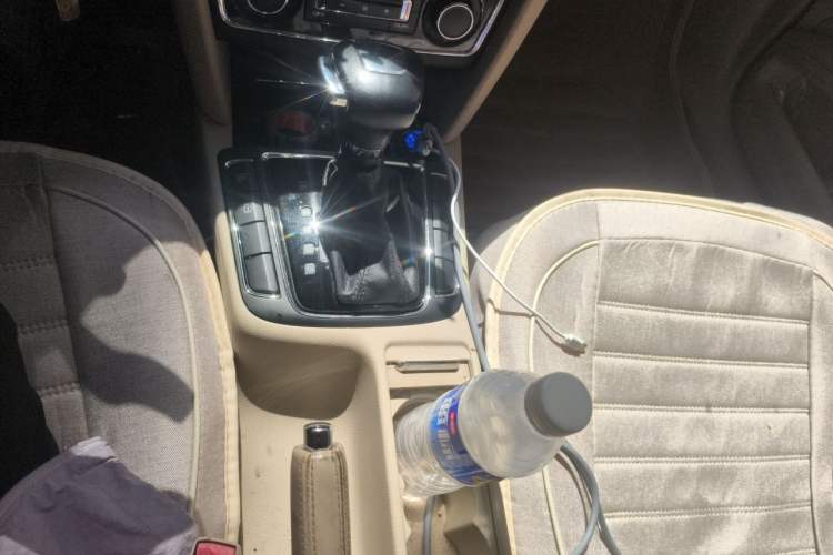 Used Skoda Superb 2009 1.8TSI Automatic Prestige Edition Gear Lever