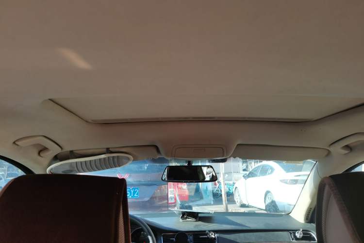 Used Skoda Superb 2009 1.8TSI Automatic Elegant Edition Headliner