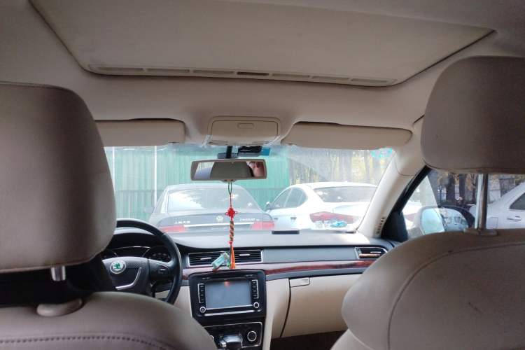 Used Skoda Superb 2009 1.8TSI Automatic Prestige Edition Headliner