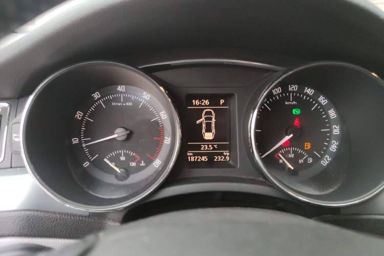 Used Skoda Superb 2009 1.8TSI Automatic Prestige Edition Instrument Cluster