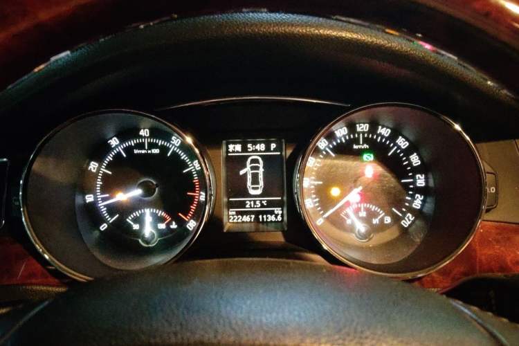 Used Skoda Superb 2009 1.8TSI Automatic Luxury Edition Instrument Cluster