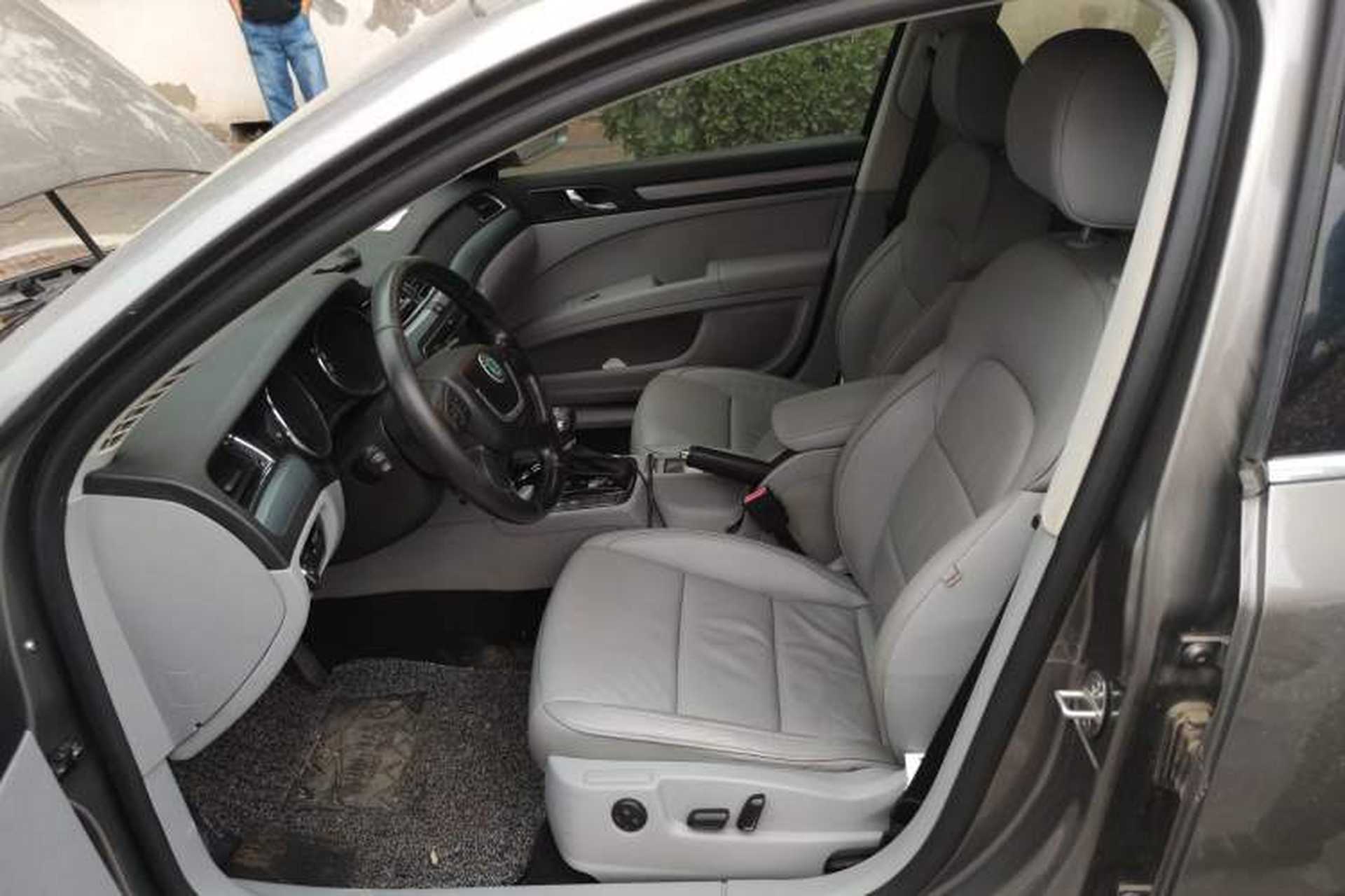 Used Skoda Superb 2009 1.8TSI Automatic Prestige Edition Left Front Seat