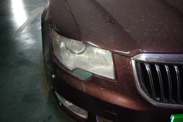 Used Skoda Superb 2009 1.8TSI Automatic Luxury Edition Right Front Headlight