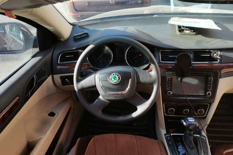 Used Skoda Superb 2009 1.8TSI Automatic Elegant Edition Steering Wheel