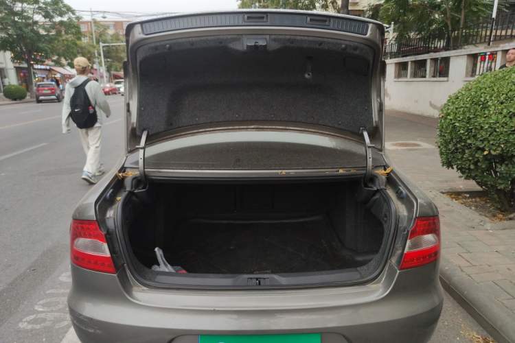 Used Skoda Superb 2009 1.8TSI Automatic Prestige Edition Trunk