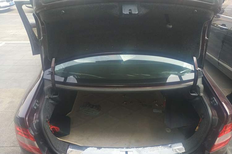 Used Skoda Superb 2009 1.8TSI Automatic Luxury Edition Trunk