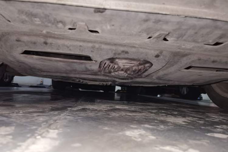 Used Skoda Superb 2009 1.8 TSI Automatic Zhiya Edition Chassis Front