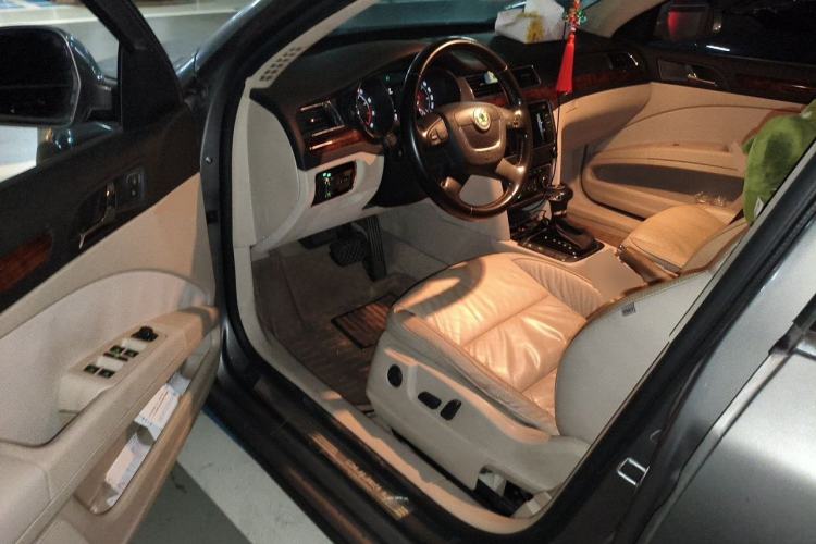 Used Skoda Superb 2009 1.8TSI Automatic Prestige Edition Driver Seat