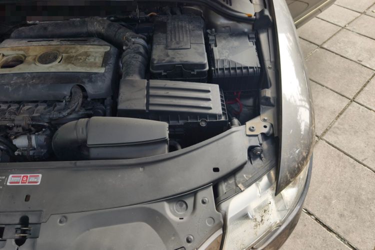 Used Skoda Superb 2009 1.8TSI Automatic Prestige Edition Engine Bay Left