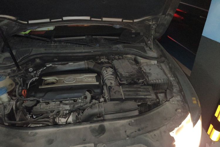 Used Skoda Superb 2009 1.8TSI Automatic Prestige Edition Engine Bay Left