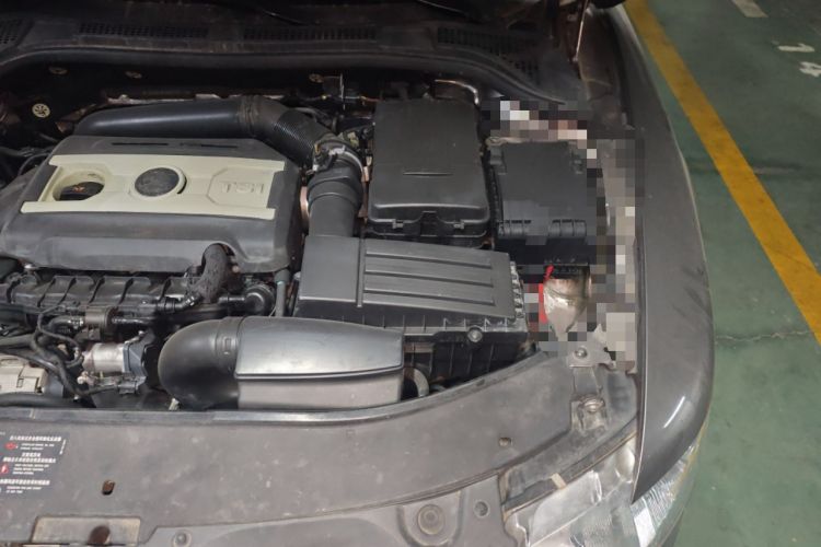 Used Skoda Superb 2009 1.8 TSI Automatic Zhiya Edition Engine Bay Left