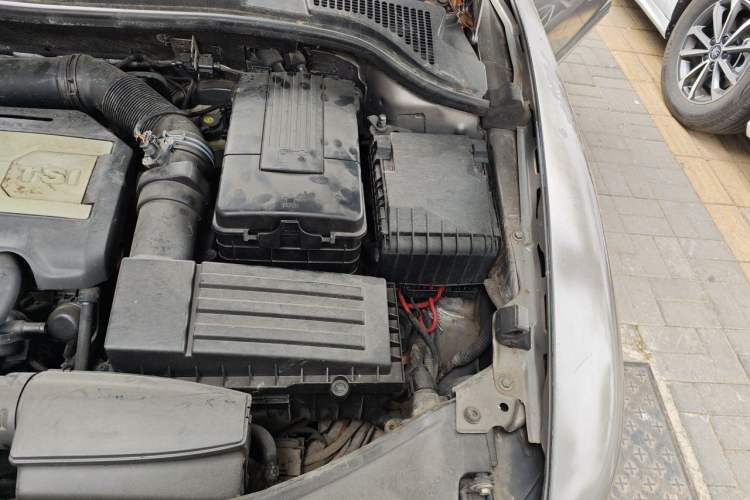 Used Skoda Superb 2009 1.8 TSI Automatic Zhiya Edition Engine Bay Left