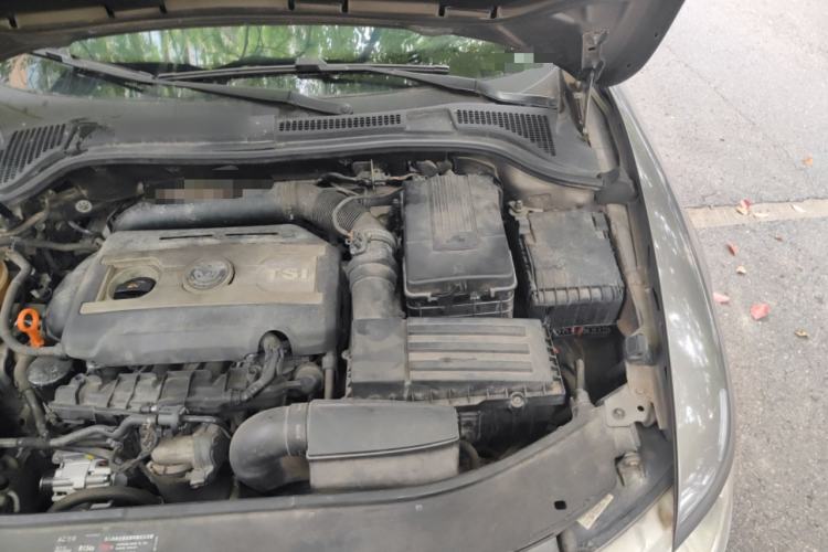 Used Skoda Superb 2009 1.8TSI Automatic Luxury Edition Engine Bay Left