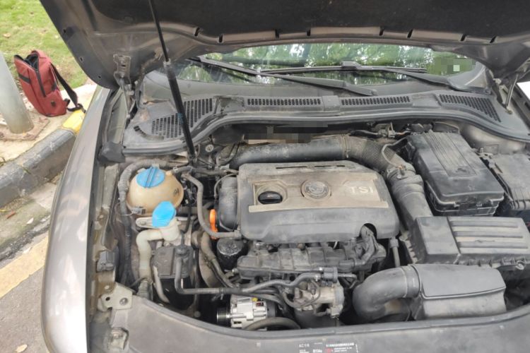Used Skoda Superb 2009 1.8TSI Automatic Luxury Edition Engine Bay Right